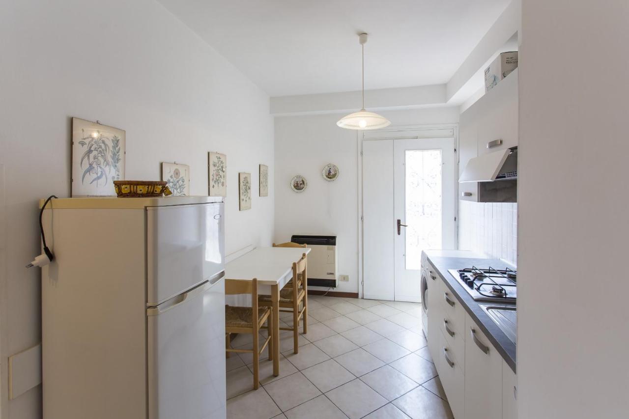 Monreale Apartment ลิโดดิเยโซโล ภายนอก รูปภาพ